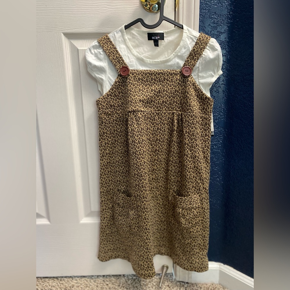 BCX White and Tan Sleeveless Sundress with Peter Pan Collar